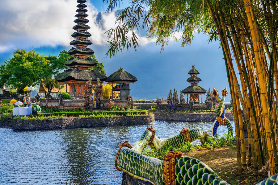 발리 1박2일 낀따마니 & 로비나 돌핀와칭 & 멘장안 스노클링 & 올룬다누 사원 투어 (호텔 포함)