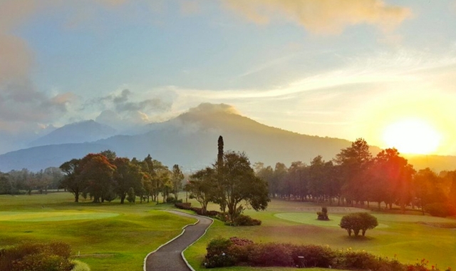 발리 한다라 골프 클럽 - 18홀 + 캐디피 + 카트피