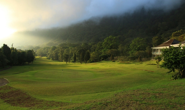발리 한다라 골프 클럽 - 18홀 + 캐디피 + 카트피