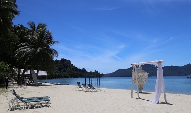 Kota Kinabalu: Island Hopping Tour - Sepanggar Dreamers Snorkeling & BBQ, Kayaking
