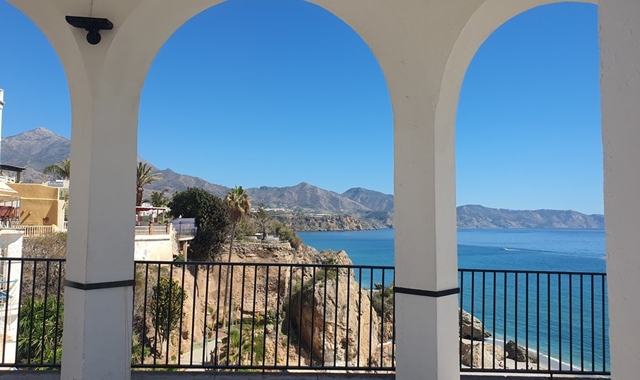 세비야 출발 - 론다, 프리힐리아나, 네르하 - 그라나다 도착 투어