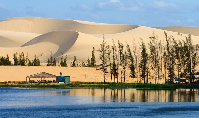 호치민 출발: 무이네 사막 선셋 지프투어