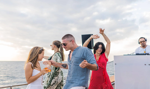 발리 시반나 선셋 칵테일 크루즈