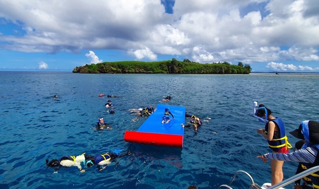 괌 돌핀 크루즈 풀 패키지 (돌핀 & 스노클링 & 선상낚시 & 어린이 현장체험)