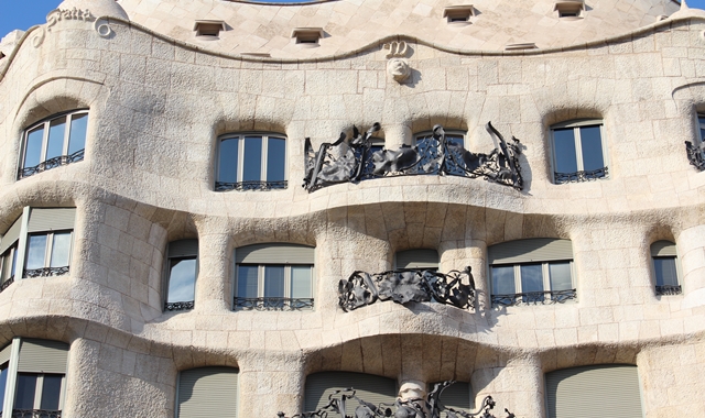 [비바스페인] [오후/반일] 바르셀로나 소그룹 가우디 투어 (당일 예약)