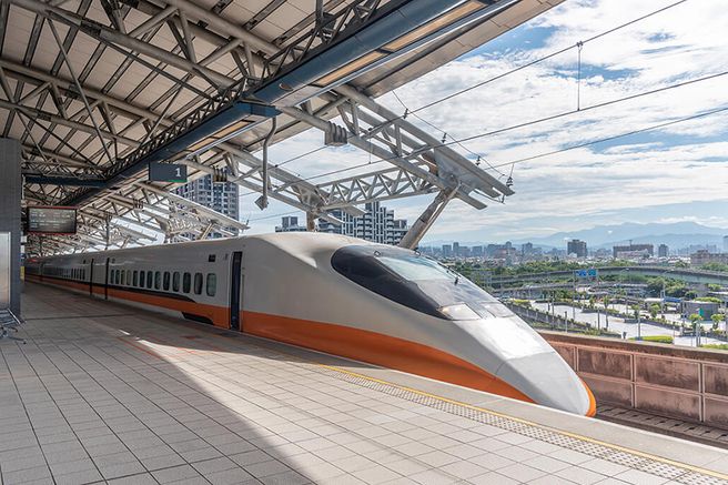 Taiwan High Speed Rail (THSR) One-Way Ticket (Taipei Departure)