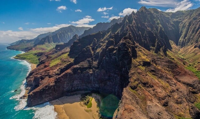Hawaii Kauai Blue Hawaiian Helicopter Tour