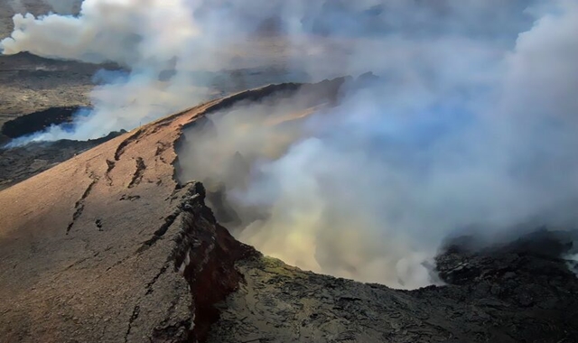 Hawaii Big Island Blue Hawaiian Helicopter Tour