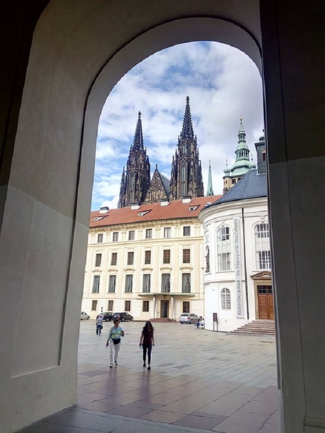 김산슬 가이드의 느긋하면서 깊고 완벽하게, 프라하성 집중 투어