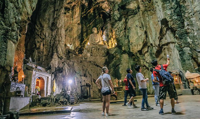 다낭 스쿠터 시티 어드벤처 투어 (WAUG Exclusive)