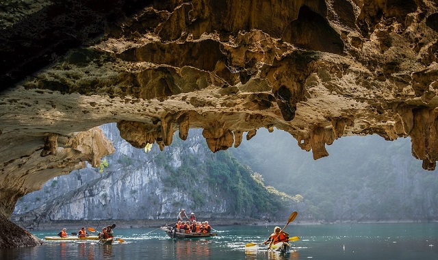 하롱베이 티톱섬 방문 당일 투어 (하노이 출발)