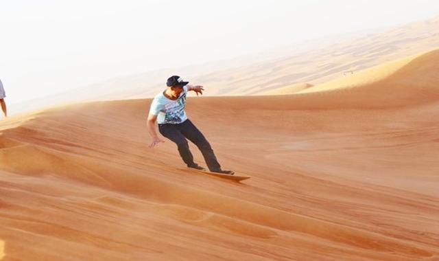 두바이 붉은 사막 레드듄 사파리 투어