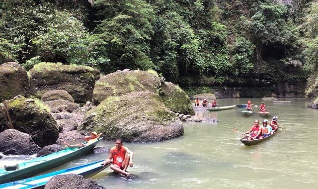 パグサンハン滝・ボートプライベートツアー＆88温泉(マニラ出発)