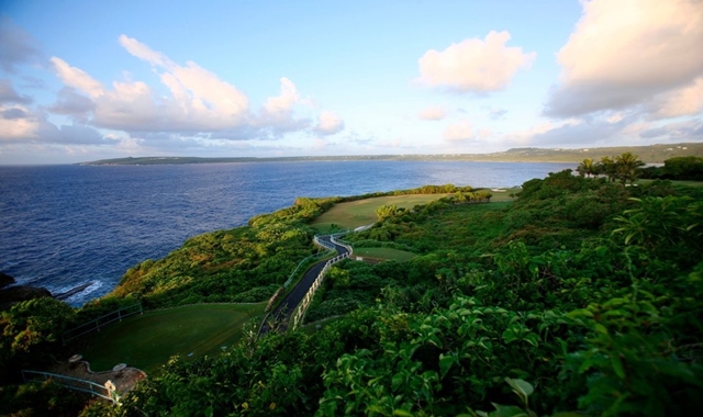 사이판 라오라오베이CC 골프 클럽 - 18홀 그린피 + 카트피