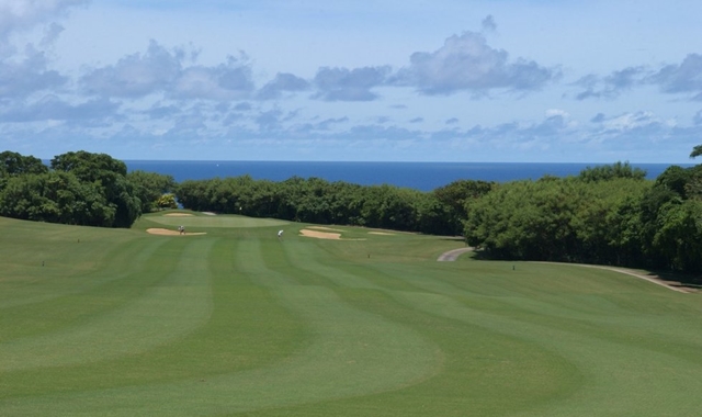 사이판 라오라오베이CC 골프 클럽 - 18홀 그린피 + 카트피