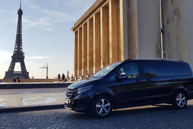 파리 공항 픽업/샌딩 단독 서비스 (1-7인 동일 요금 벤 차량)