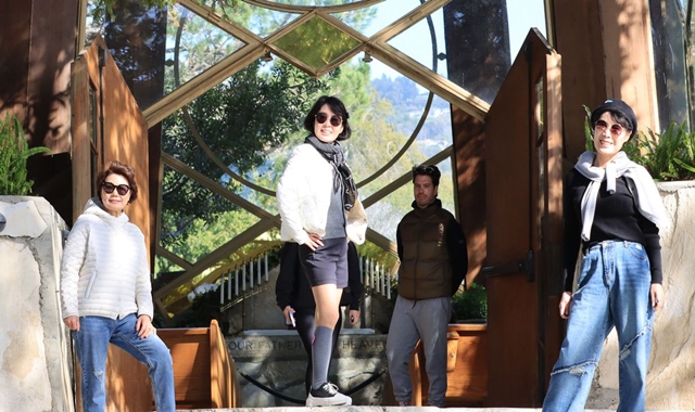 [LA사랑방] LAX 공항 픽업: LA의 숨은 명소를 찾아서 투어 (4시간 / 단독 차량)