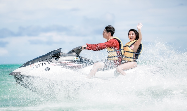 グアム ビキニアイランドクラブ ジェットスキー+シュノーケリングツアー