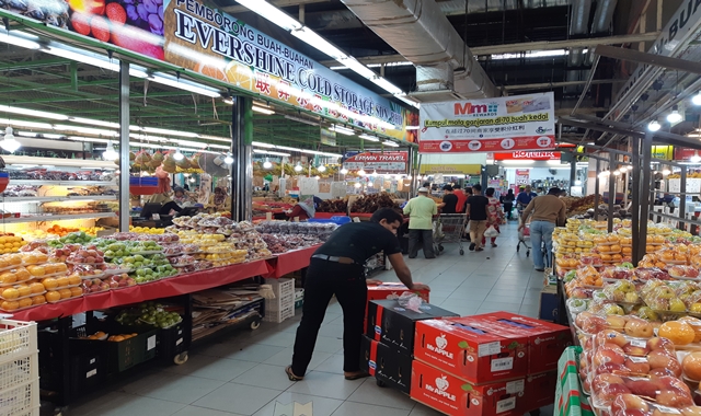 Johor Bahru City & Firefly Day Tour (from Singapore)