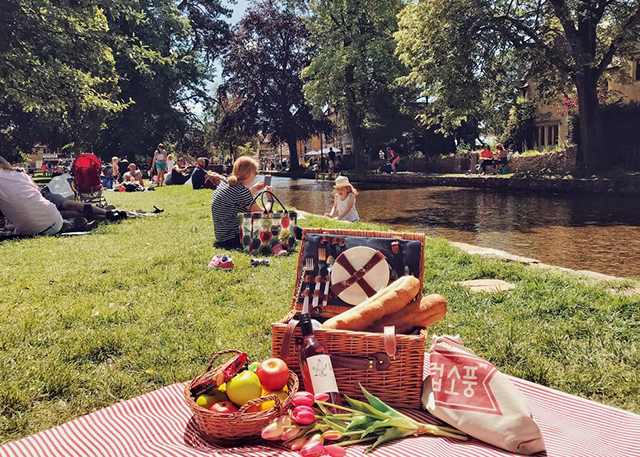 [런던소풍] [점심도시락제공] 옥스포드 & 코츠월드 투어 - 역사와 자연이 어우러진 매혹적인 여정