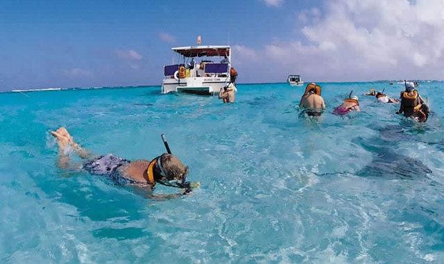 [괌 비키니 아일랜드 클럽] 아쿠아워커 + 바나나 보트 & 스노클링 투어