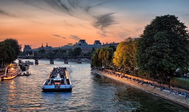 [어바웃유럽] 설레는 파리의 밤, 낭만 가득 야경 투어
