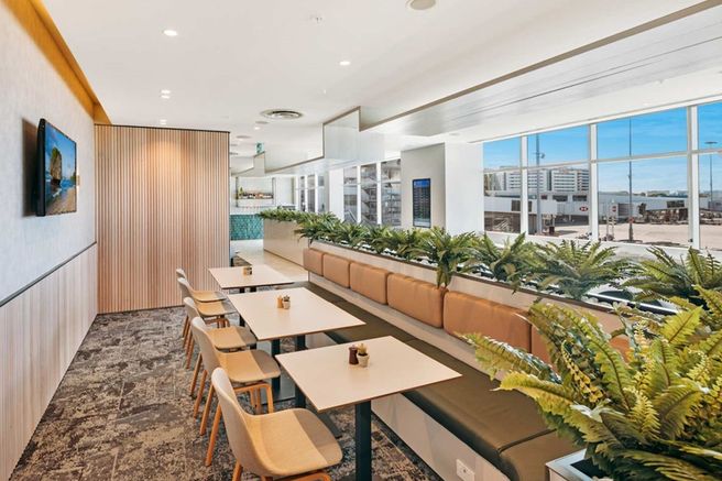 Sydney Airport (SYD) Plaza Premium Lounge Access