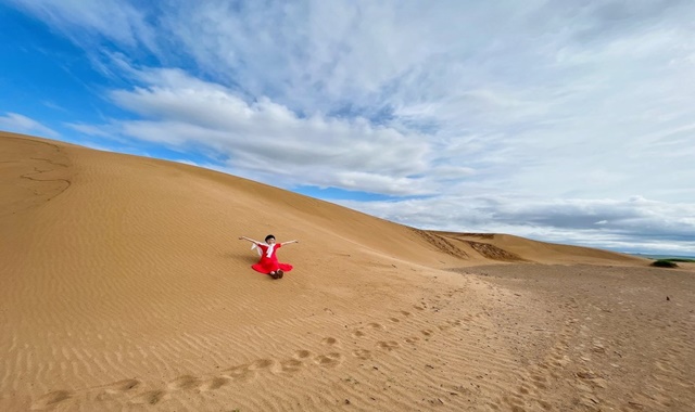 [하닥투어] [3박4일] 몽골 호수 낚시와 사막까지 만나는 투어