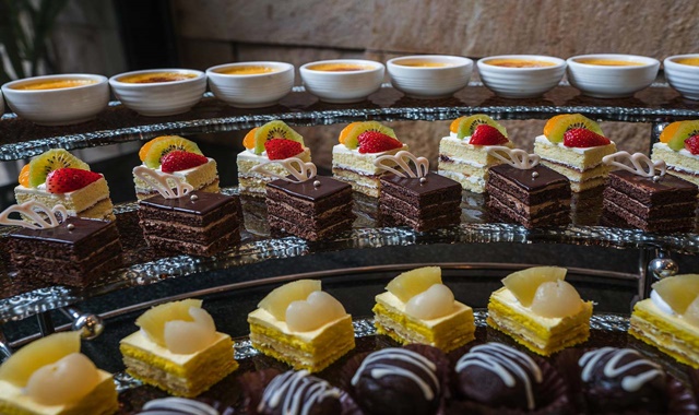 파타야 비스타 호텔 더 파티오 바 & 레스토랑 씨푸드 디너 뷔페