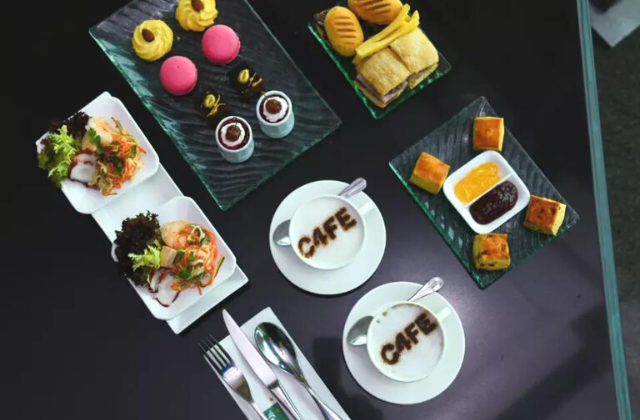 Macau Tower 360° Cafe Afternoon Tea Set