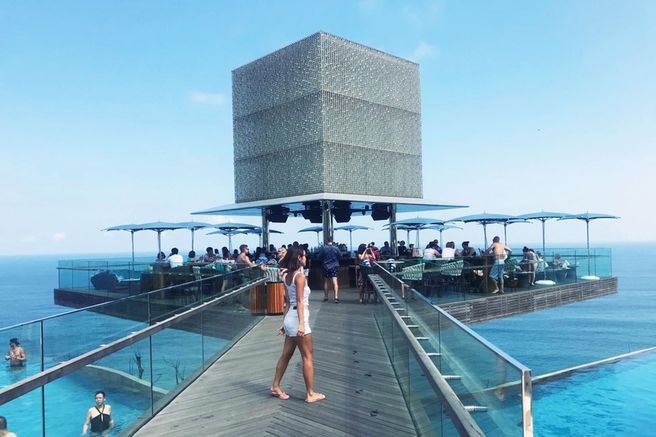 Bali Uluwatu Private Day Tour (Beach Club & Serene Temple)