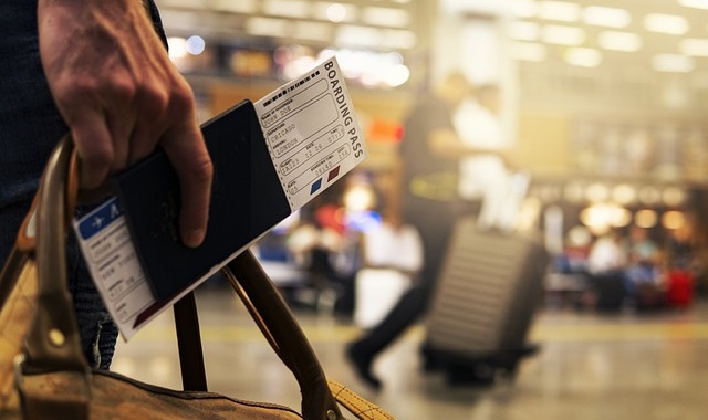 [독점할인] 호치민 공항 패스트트랙 출입국 서비스 + 공항 픽업 & 샌딩 서비스