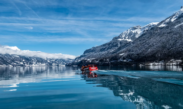 Switzerland: Winter Jet Boat (Lake Brienz)