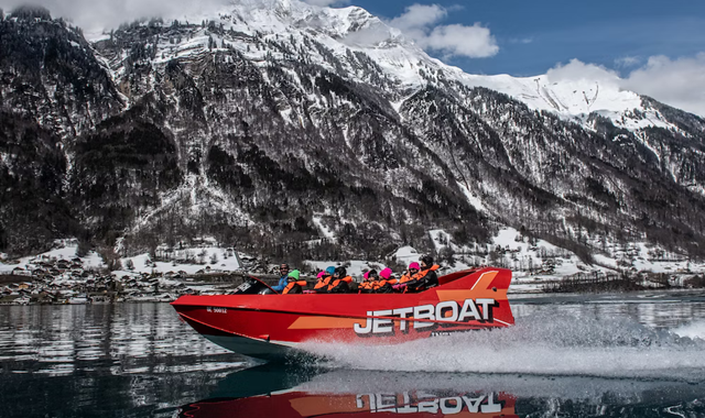 Switzerland: Winter Jet Boat (Lake Brienz)