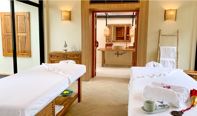 푸켓 오아시스 트로피컬 리트리트 스파