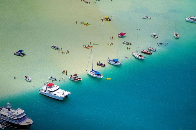 Hawaii Captain Bob's Kaneohe Sandbar Snorkeling & Sailing Tour