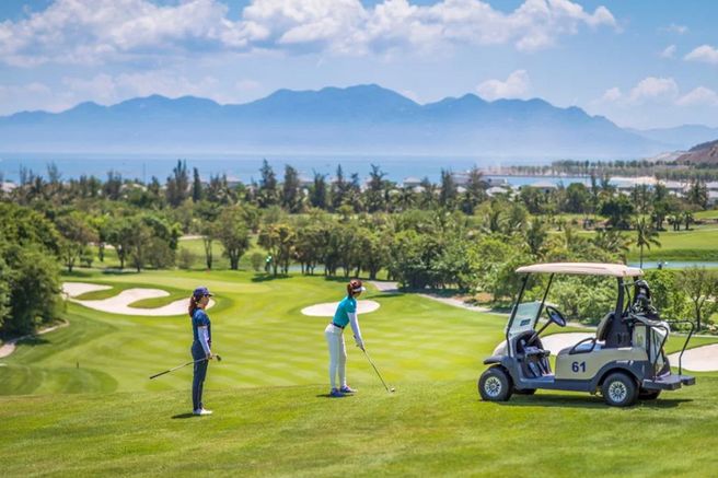 Nha Trang Golf Course Round Trip Transfer Service