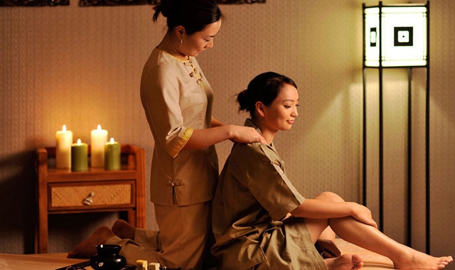 Johor Bahru: Highlights, Food & Massage Day Tour