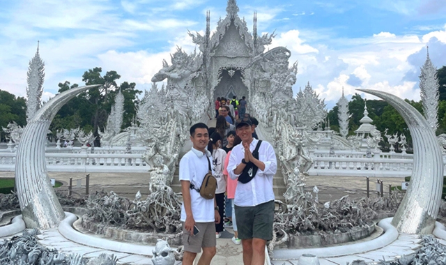 [점심식사,입장료, 왕복 픽드랍 포함] 치앙라이 유명 사원 일일투어