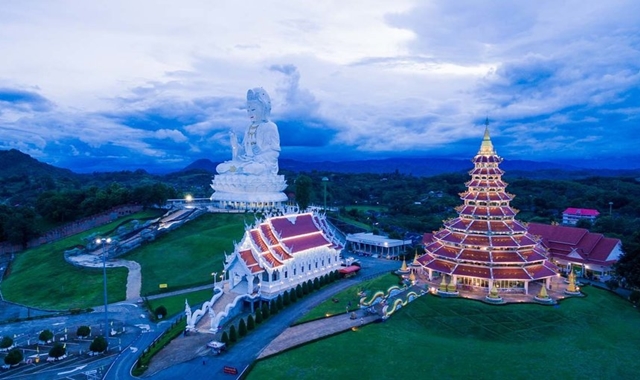 [점심식사,입장료, 왕복 픽드랍 포함] 치앙라이 유명 사원 일일투어