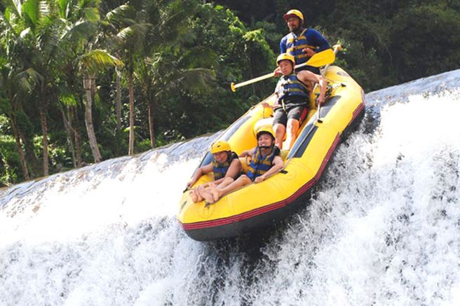 발리 뜨라가와자강 급류 래프팅 투어 (런치 뷔페 제공)