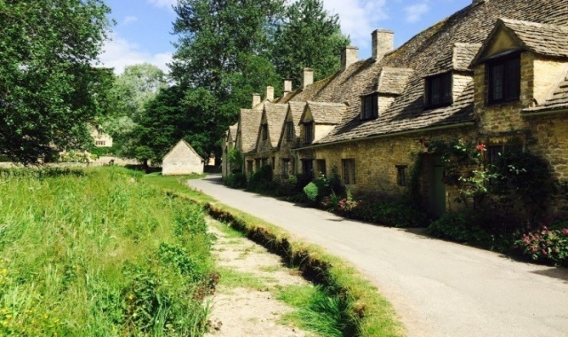 [런던소풍] 코츠월드의 아름다운 마을과 스노우 힐 라벤더 향을 즐기는 투어