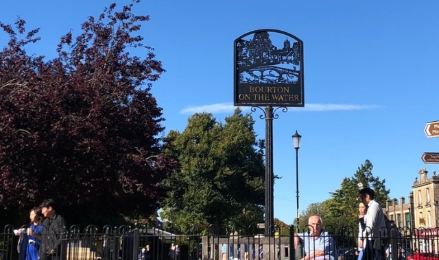 [런던소풍] 코츠월드의 아름다운 마을과 스노우 힐 라벤더 향을 즐기는 투어