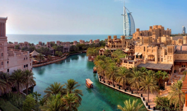 두바이 & 아부다비 단독 시티투어 (한국인 가이드)