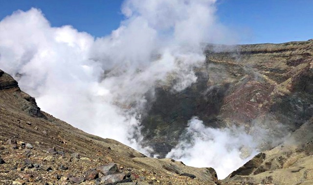 熊本発・阿蘇山&草千里日帰りツアー(あかうしハンバーグランチ付き)