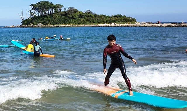 울산 서프홀릭 서핑 강습 (무제한 자유 서핑 포함)