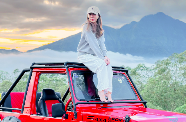 Bali: Kintamani Cafe & Mount Batur Jeep Tour