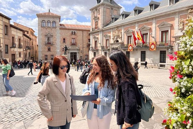 마드리드 소그룹 풀데이 투어 (프라도 미술관 + 마드리드 왕궁 입장권)