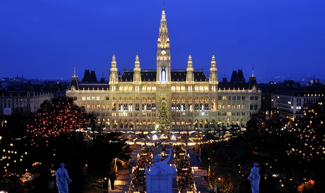 오스트리아 비엔나 골목길 야경투어