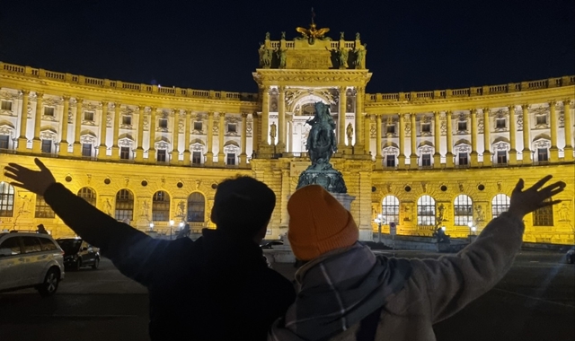오스트리아 비엔나 골목길 야경투어